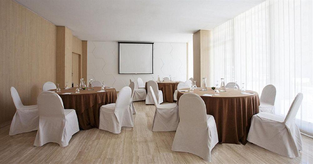 Hotel Delta Tudela Zewnętrze zdjęcie