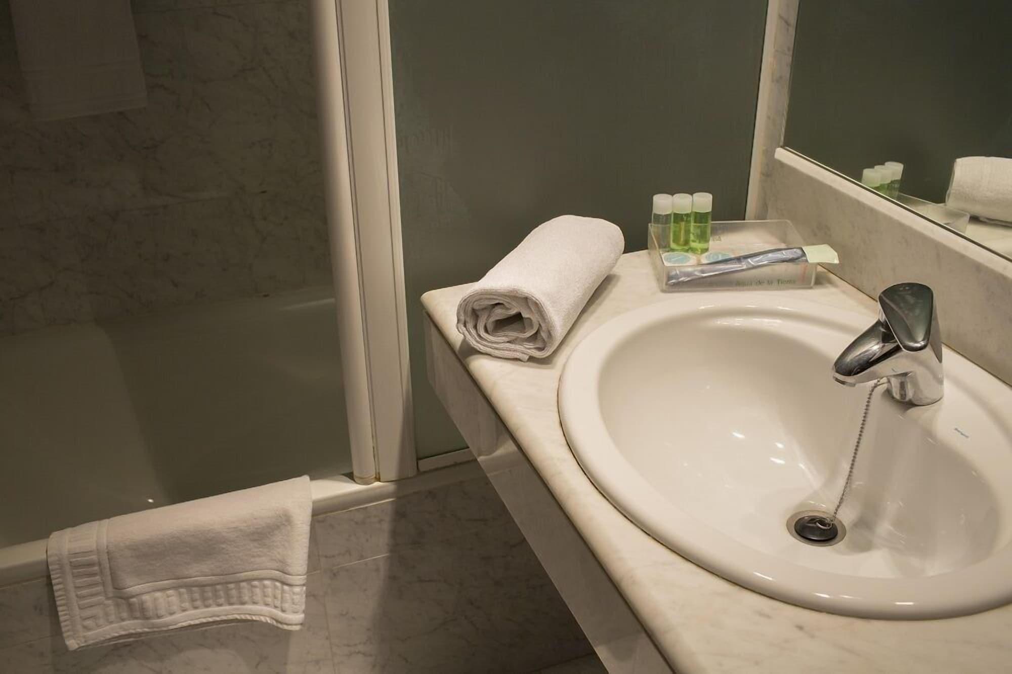 Hotel Delta Tudela Zewnętrze zdjęcie